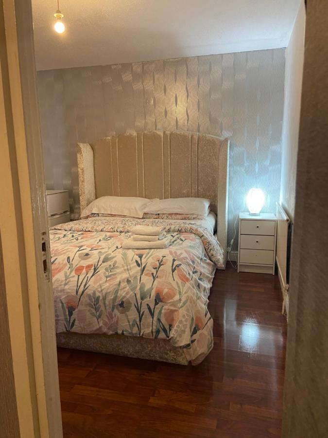King Room In Уорингтън Екстериор снимка
